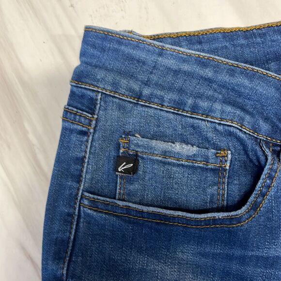 NWT Kancan | Medium Wash Skinny Jean KC11214LGH 13/30 - Picture 8 of 12